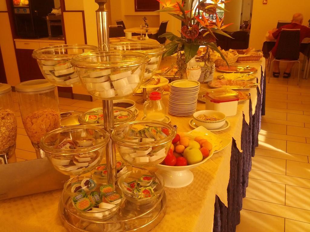 Hotel Abel & Residence Cesenatico Εξωτερικό φωτογραφία