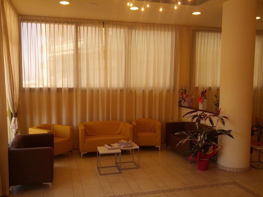 Hotel Abel & Residence Cesenatico Εξωτερικό φωτογραφία