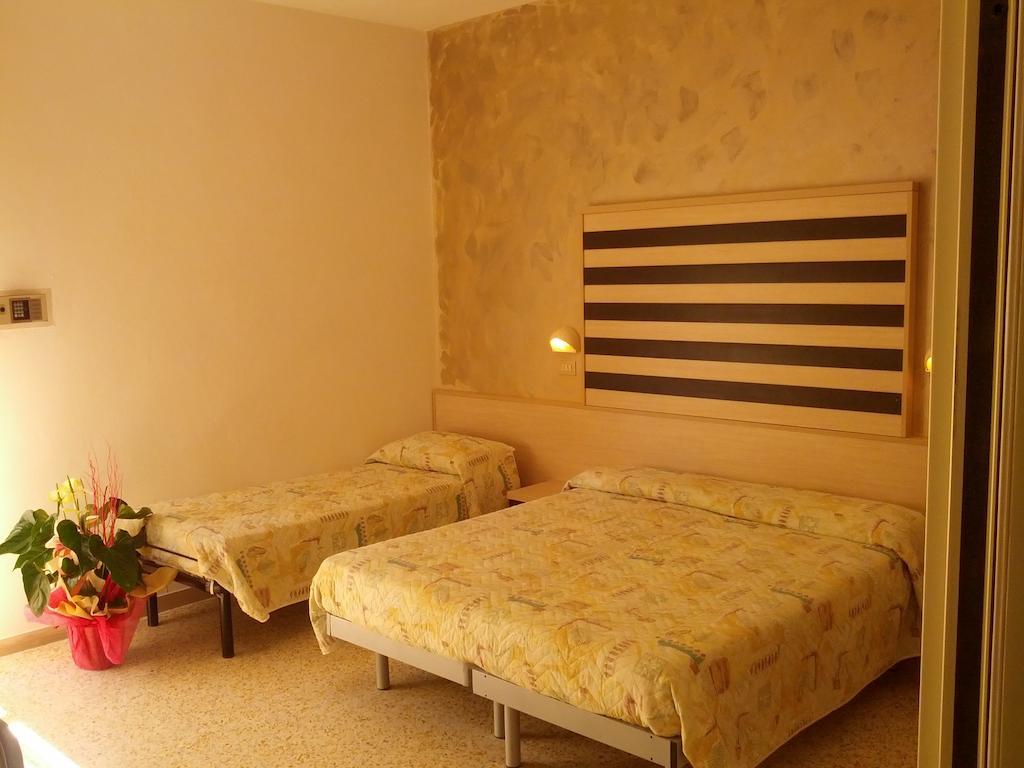 Hotel Abel & Residence Cesenatico Δωμάτιο φωτογραφία